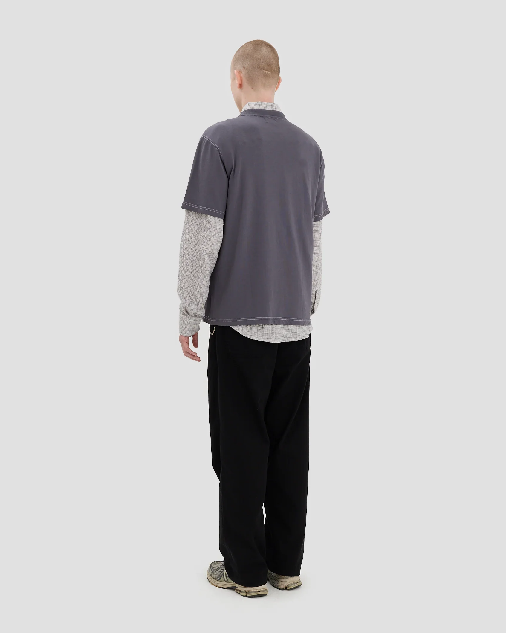 Standard T-Shirt - Grey - Image 5
